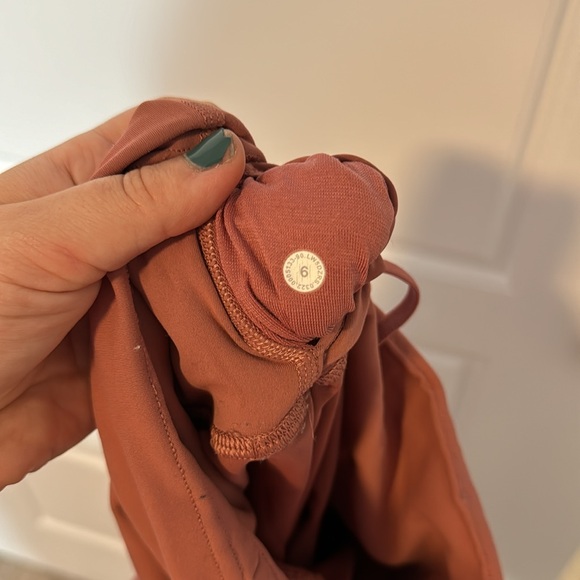 Lululemon wunder under 25” leggings - Picture 2 of 2